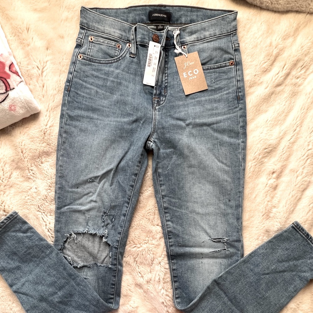 JCREW NWT WOMENS STRAIGHT LEG JEANS